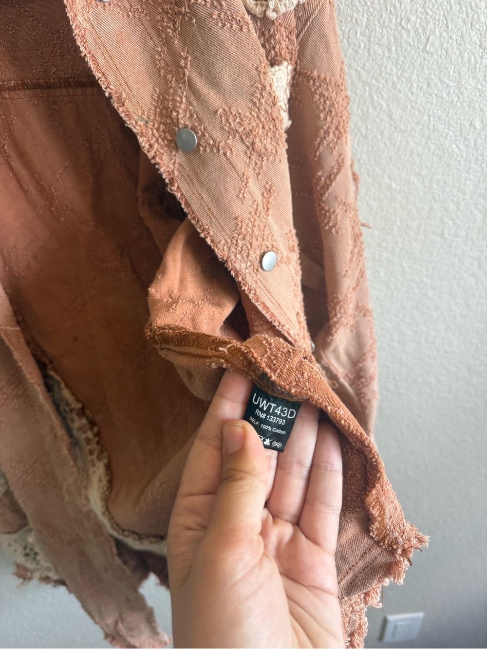 NWT POL Dusty Rose Lace Overlay Shirt Jacket Shacket Boho Crochet Fall Size M/L - Picture 4 of 9